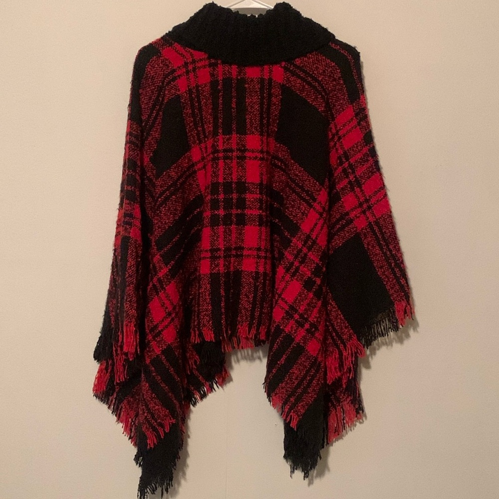 Steve Madden Fringed Knit Poncho